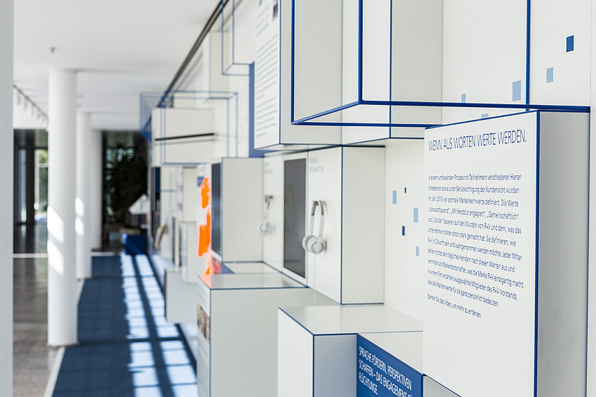 Markenraum/ Projekte: R+V Konzernzentrale in Wiesbaden, Audio-Station